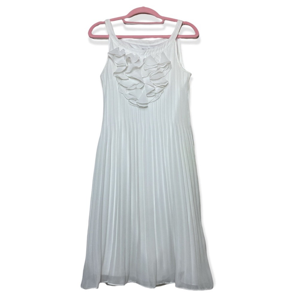 Amanda Line White Ruffled Dress Bride, Bachelorette Party, Wedding Party size 4